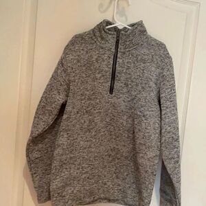 Crown and ivy pullover M